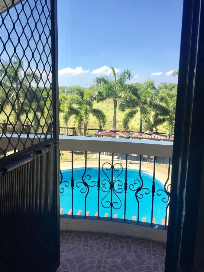 Villa Angelica Resort Alaminos Exteriör bild