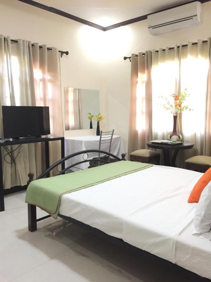 Villa Angelica Resort Alaminos Exteriör bild