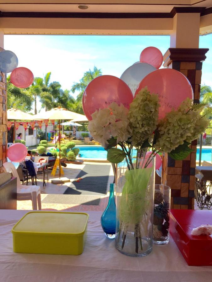 Villa Angelica Resort Alaminos Exteriör bild